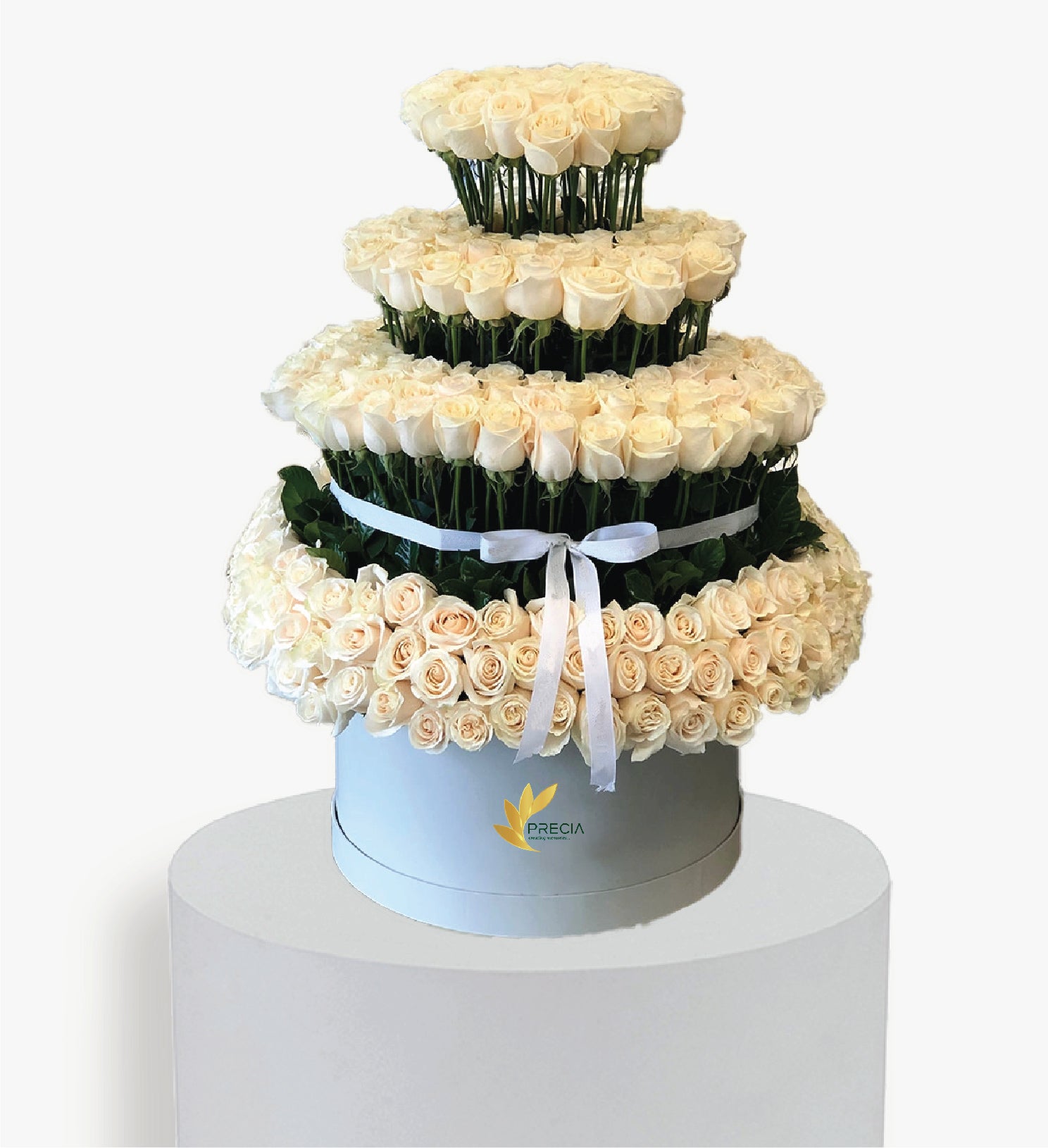 Standing White Roses in Grandiose