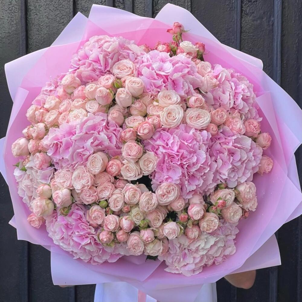 Bombastic Roses Delicate Bombastic Roses – Precia Flowers | Elegant Bouquet