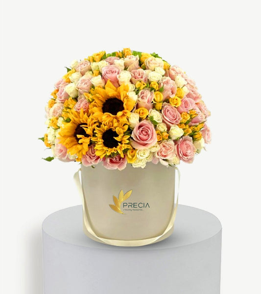 HER HAPPINESS FLOWER BOX
